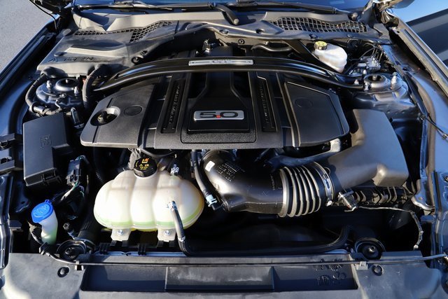 Used 2021 Ford Mustang GT Premium w/ Equipment Group 401A image 9