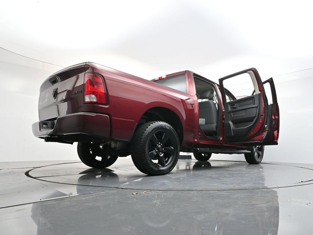 Used 2018 RAM 1500 Express w/ Express Value Package AWD/4WD image 41
