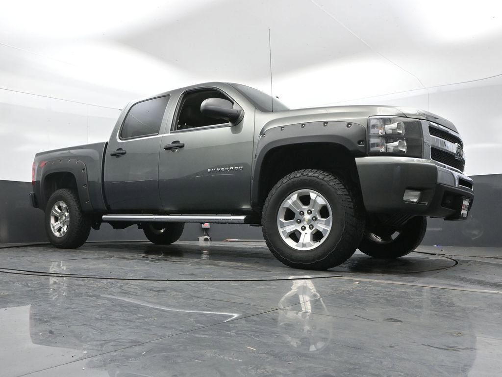 Used 2011 Chevrolet Silverado 1500 LT w/ All-Star Edition image 30