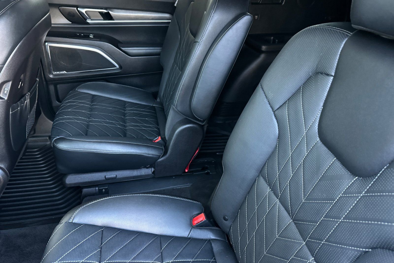 Used 2023 Kia Telluride SX Prestige X-Line image 11