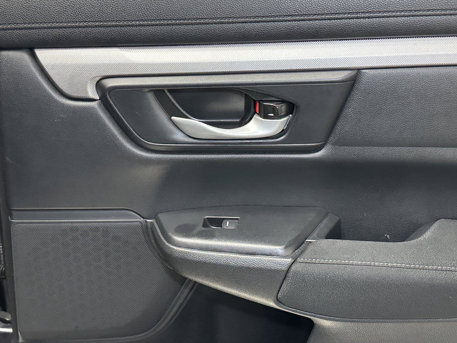 Used 2020 Honda CR-V LX image 33
