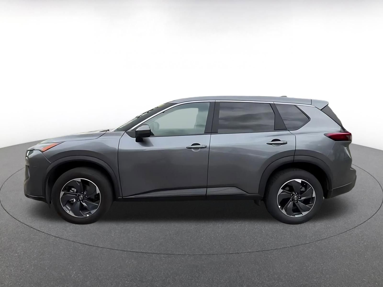 Used 2025 Nissan Rogue SV FWD image 9