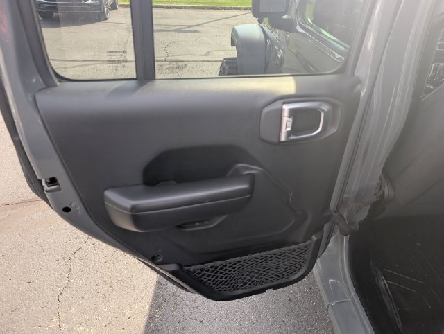 Used 2019 Jeep Wrangler Unlimited Sport S AWD/4WD image 10