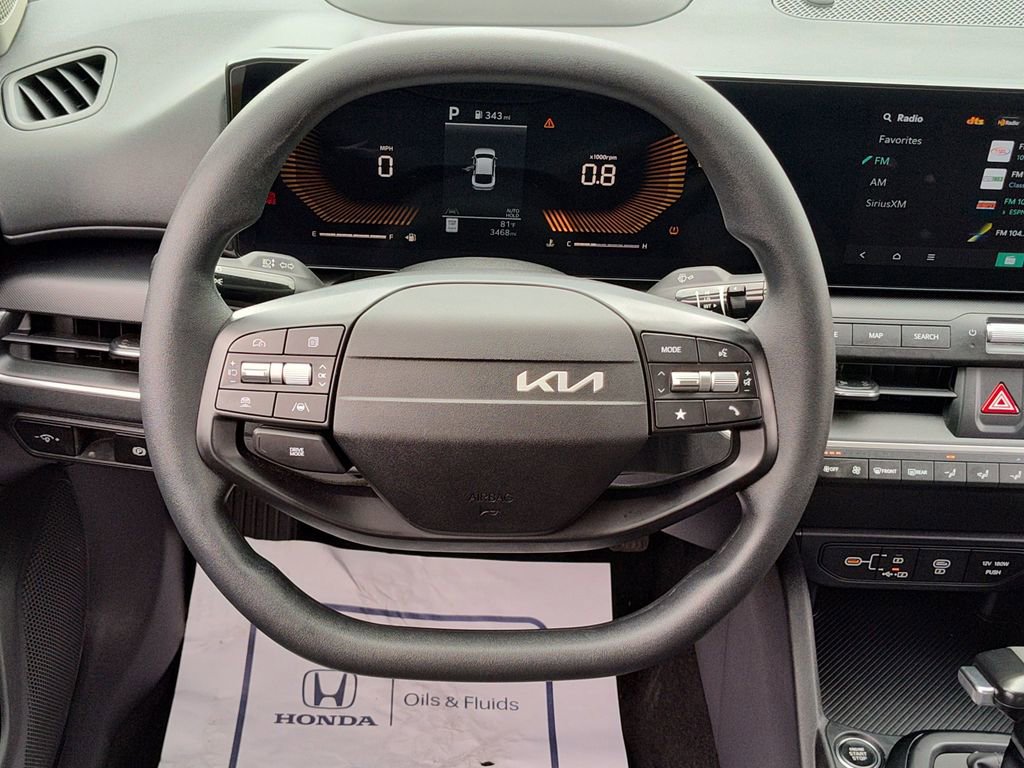 Used 2025 Kia K4 LXS FWD image 25
