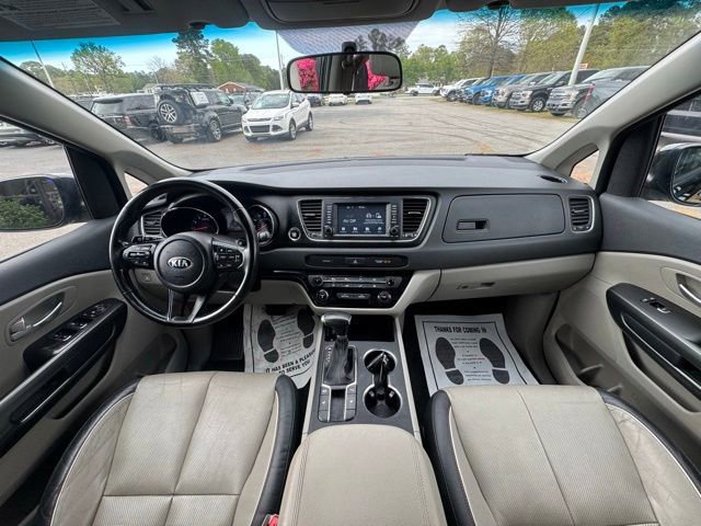 Used 2019 Kia Sedona EX image 15