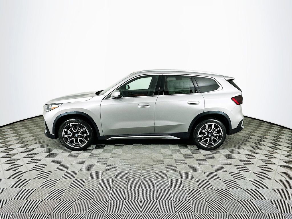 Used 2026 BMW X1 xDrive28i w/ Technology Package image 5
