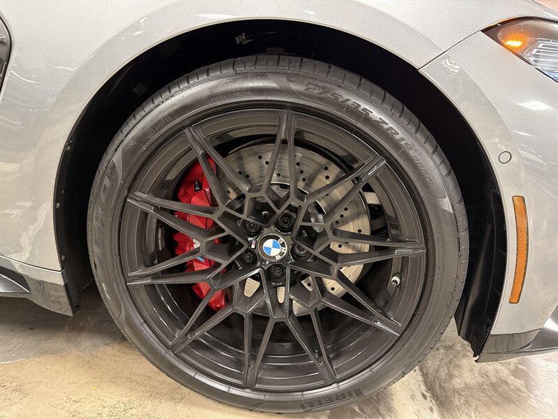 Used 2022 BMW M3 w/ M Carbon Exterior Package RWD image 21