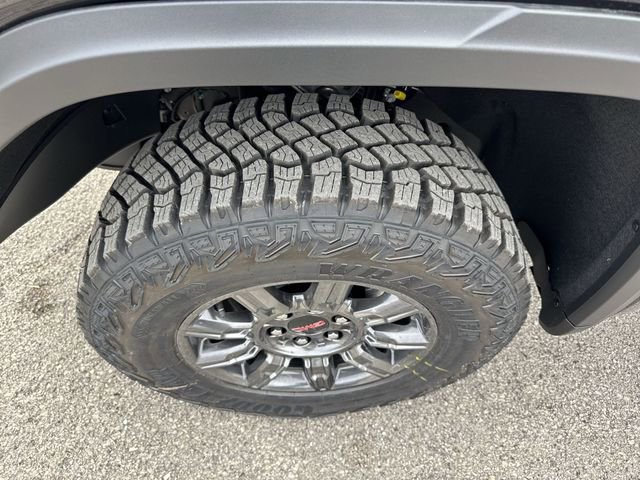 New 2026 GMC Sierra 1500 AT4X image 10