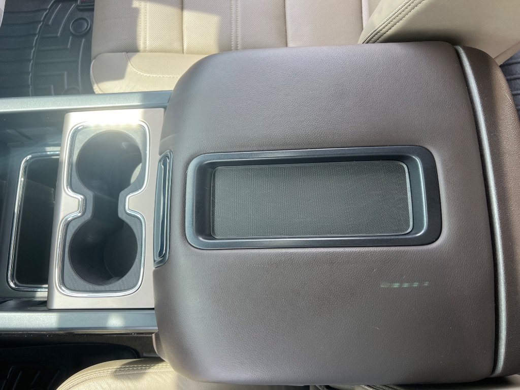 Used 2015 GMC Sierra 2500 Denali w/ Driver Alert Package AWD/4WD image 28