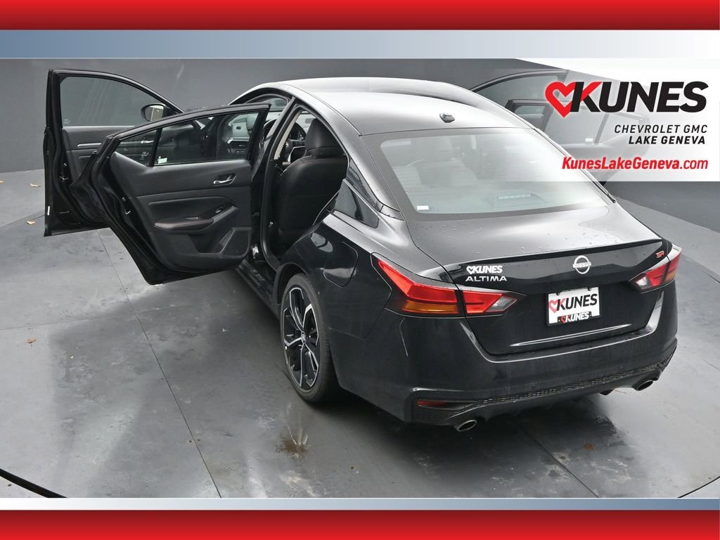 Used 2024 Nissan Altima 2.5 SR image 61