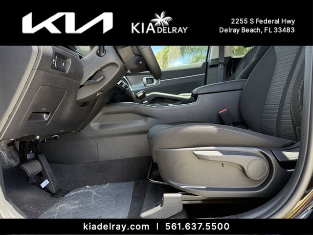 New 2026 Kia Sorento LX FWD image 16