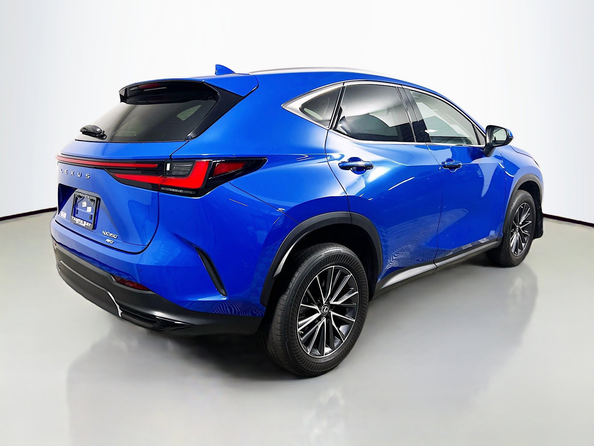 Used 2022 Lexus NX 350 AWD image 4