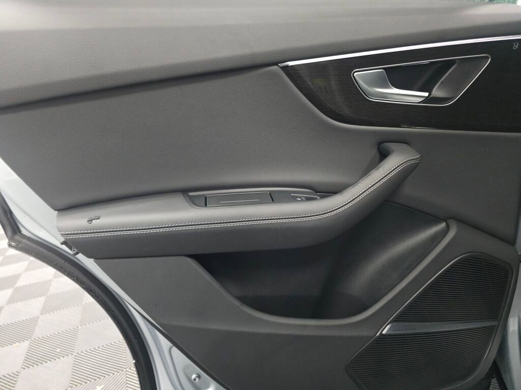 Certified 2025 Audi Q8 Premium Plus w/ Premium Plus Package image 20