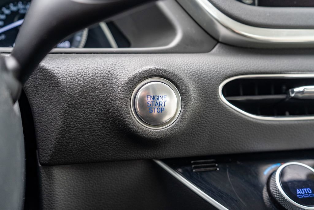 Used 2023 Hyundai Sonata SEL w/ Preferred Accessory Package image 24