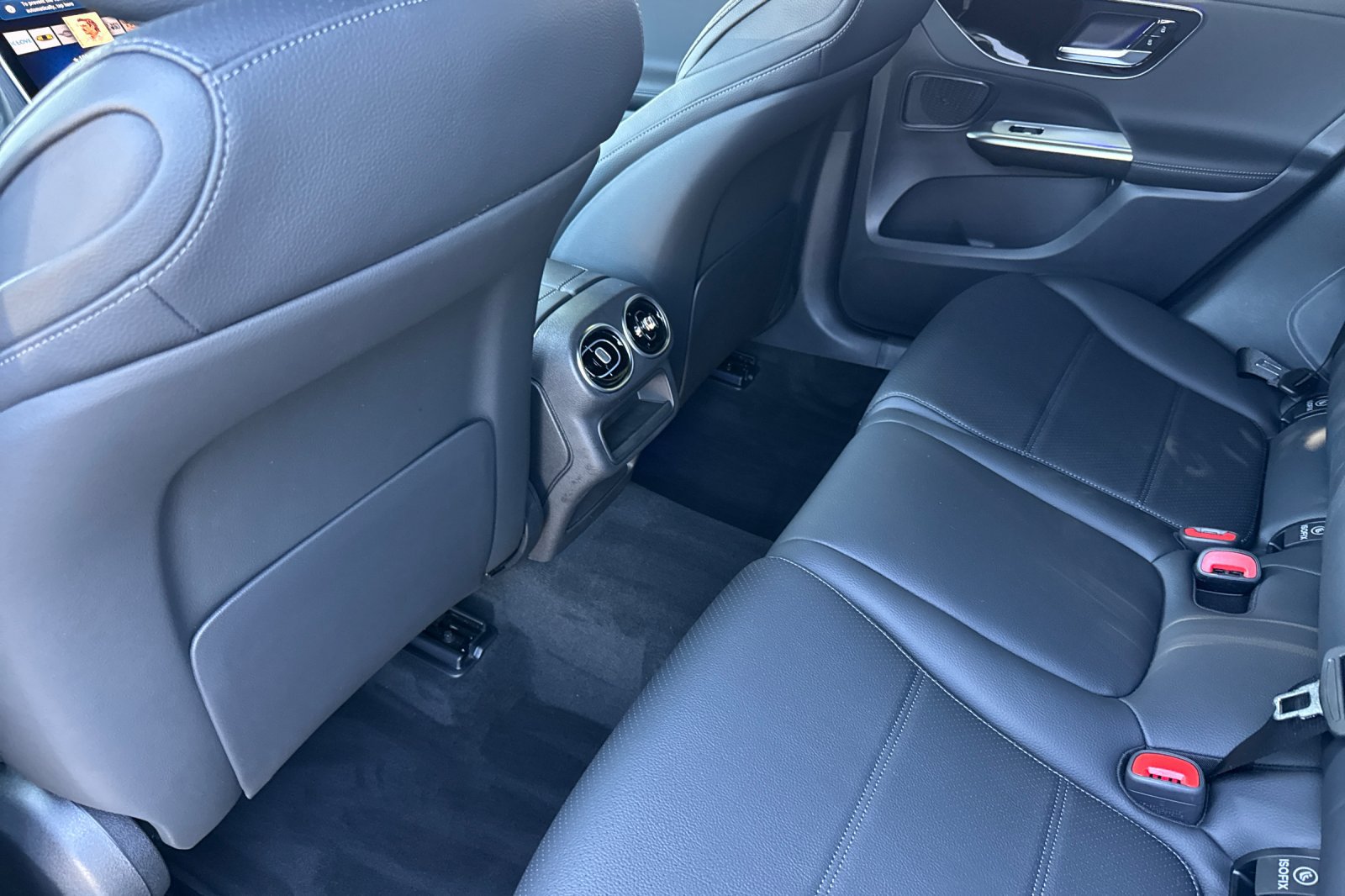 New 2026 Mercedes-Benz GLC 300 4MATIC image 12