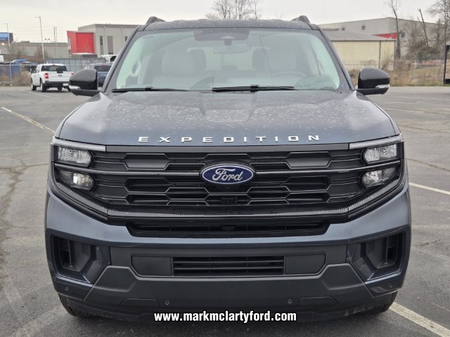 New 2026 Ford Expedition Active RWD image 14