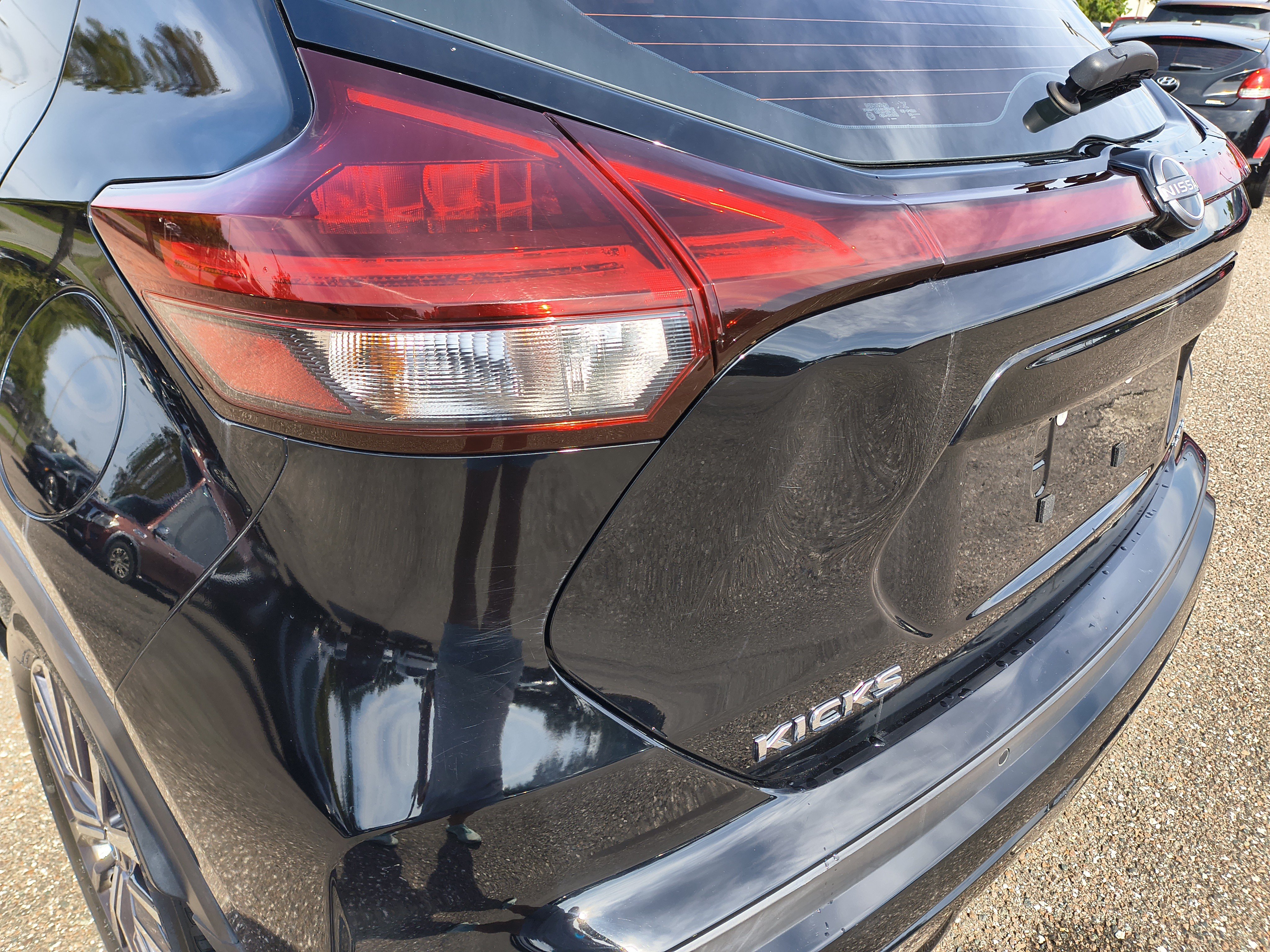 Certified 2023 Nissan Kicks SV FWD image 12