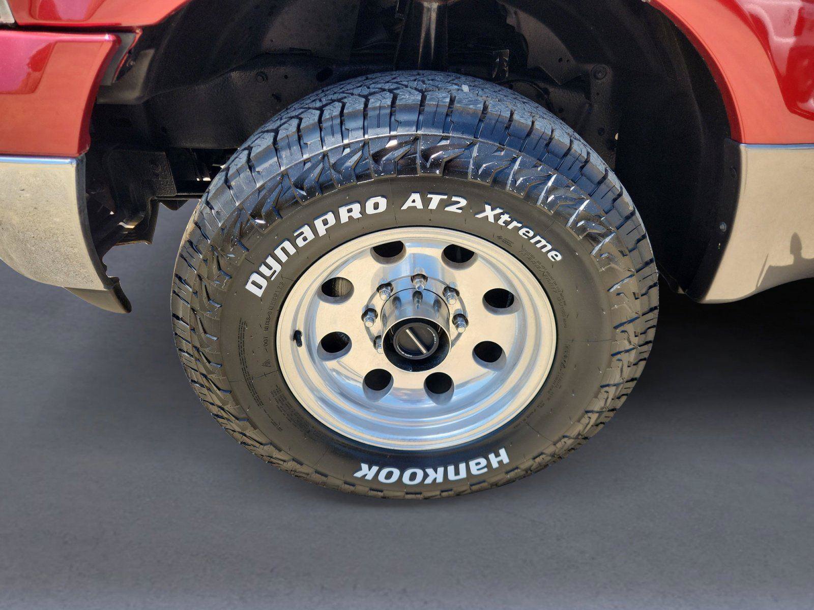 Used 2005 Ford Excursion XLT AWD/4WD image 9