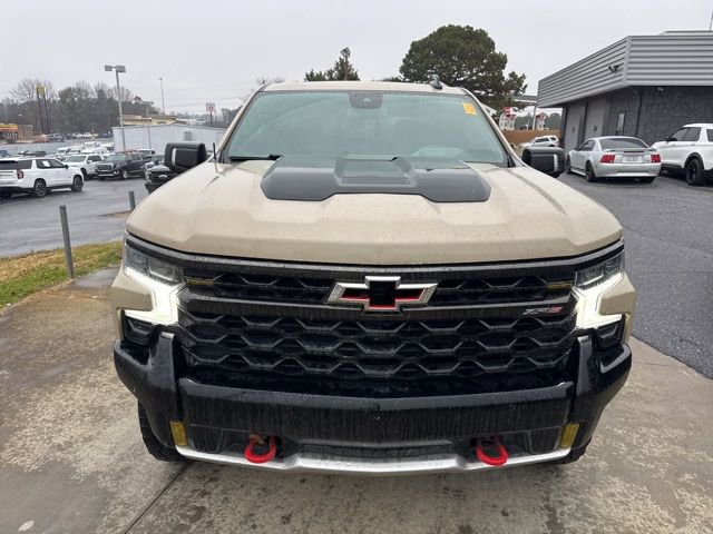 Used 2022 Chevrolet Silverado 1500 ZR2 image 2