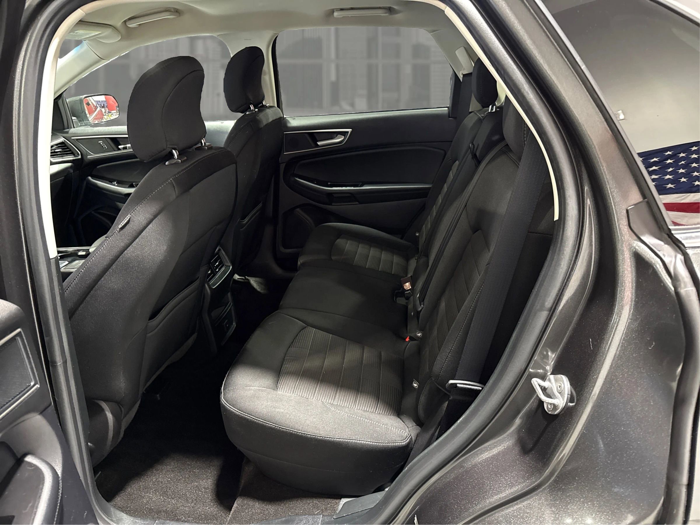 Used 2019 Ford Edge SEL w/ Cargo Accessory Package image 9