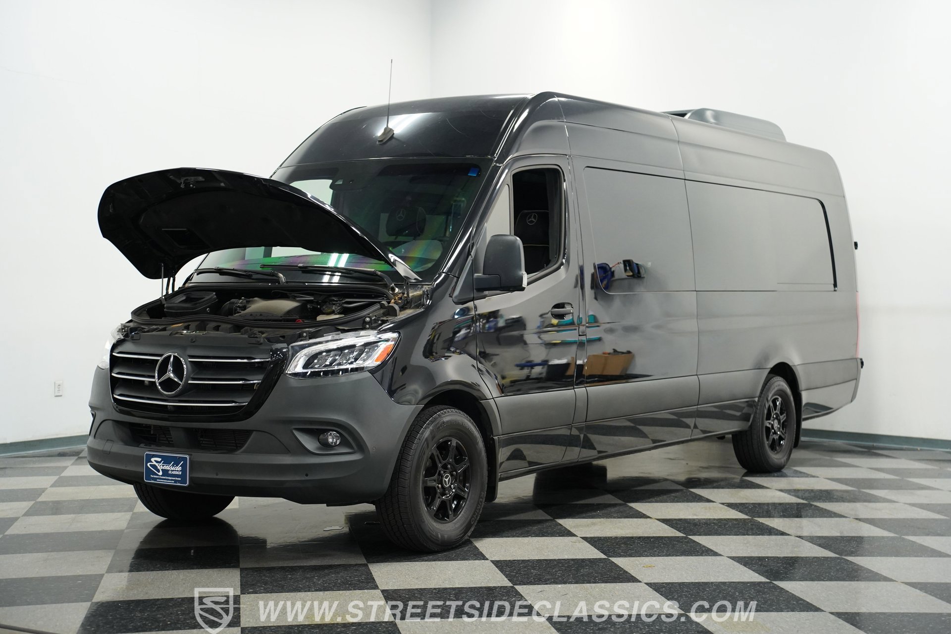 Used 2022 Mercedes-Benz Sprinter 2500 image 28