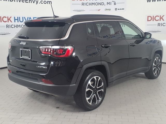 Used 2024 Jeep Compass Limited image 4