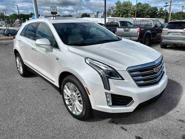 Used 2018 Cadillac XT5 Premium Luxury w/ Driver Assist Package AWD/4WD image 10
