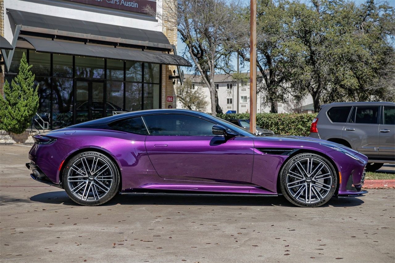 Used 2024 Aston Martin DB12 image 14