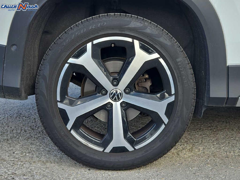 Used 2026 Volkswagen Tiguan SE AWD/4WD image 10