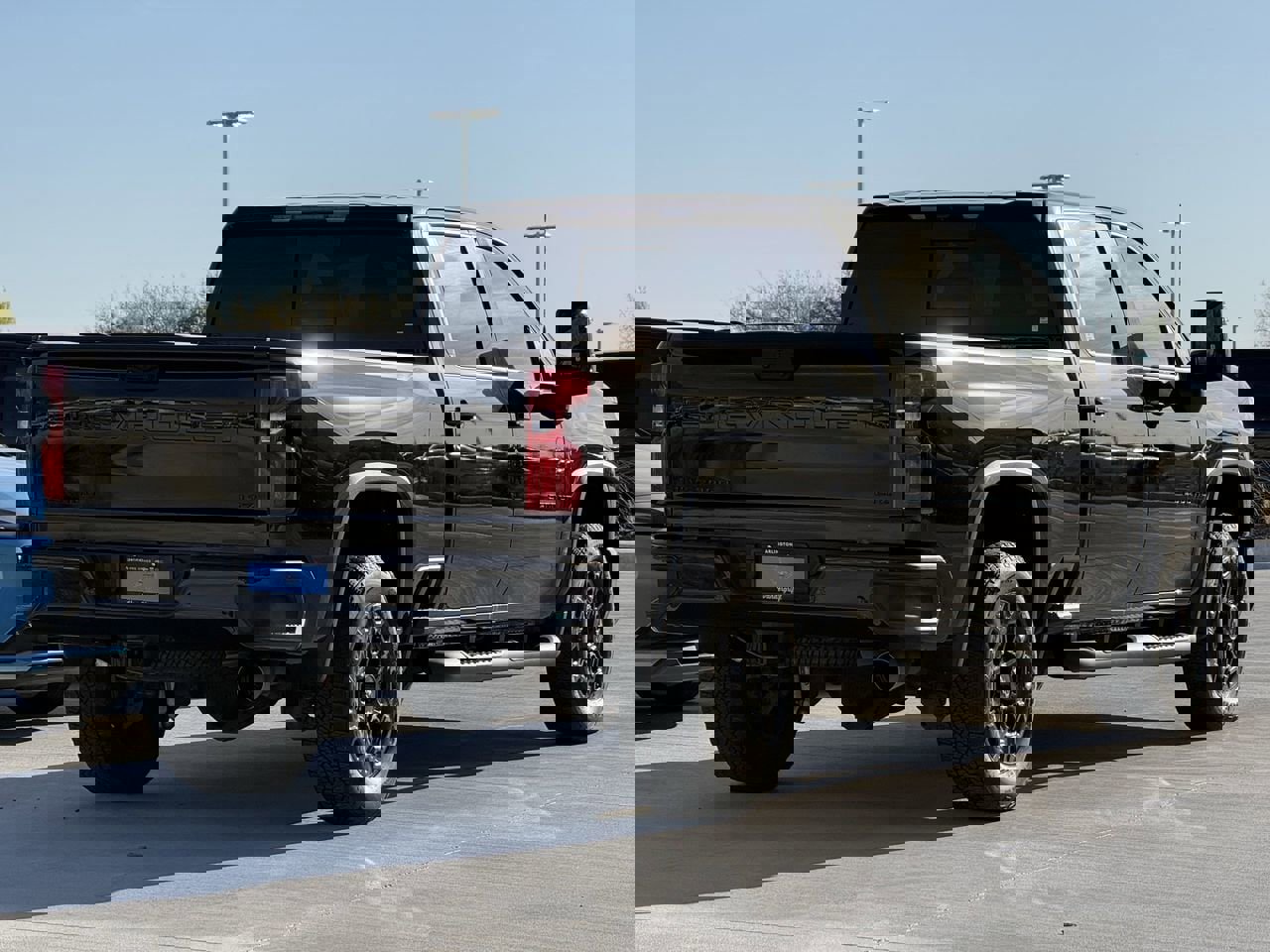 Certified 2024 Chevrolet Silverado 2500 LTZ w/ LTZ Plus Package image 4