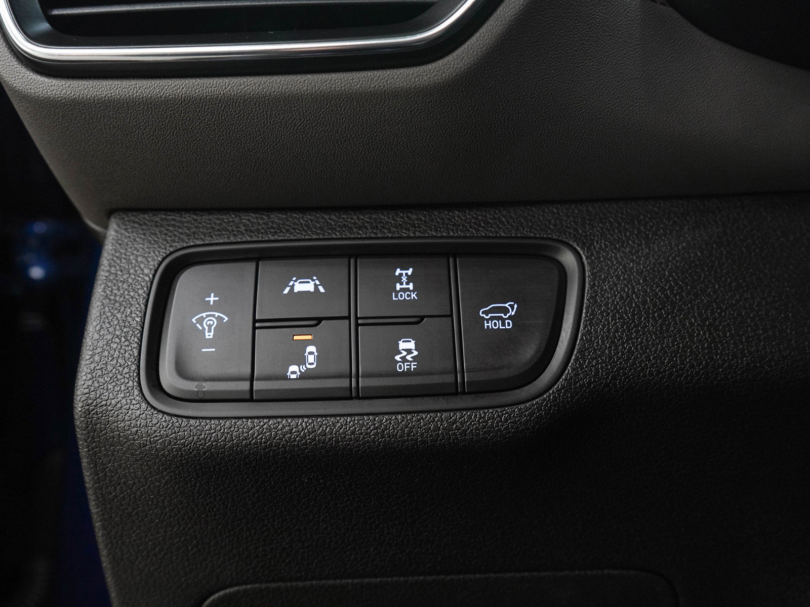 Used 2020 Hyundai Santa Fe Limited AWD/4WD image 28