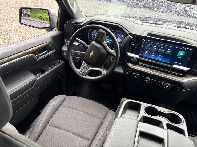 Certified 2025 Chevrolet Silverado 1500 LT AWD/4WD image 21