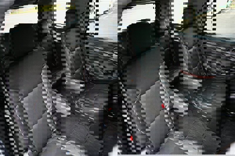 Used 2020 GMC Yukon SLT image 23