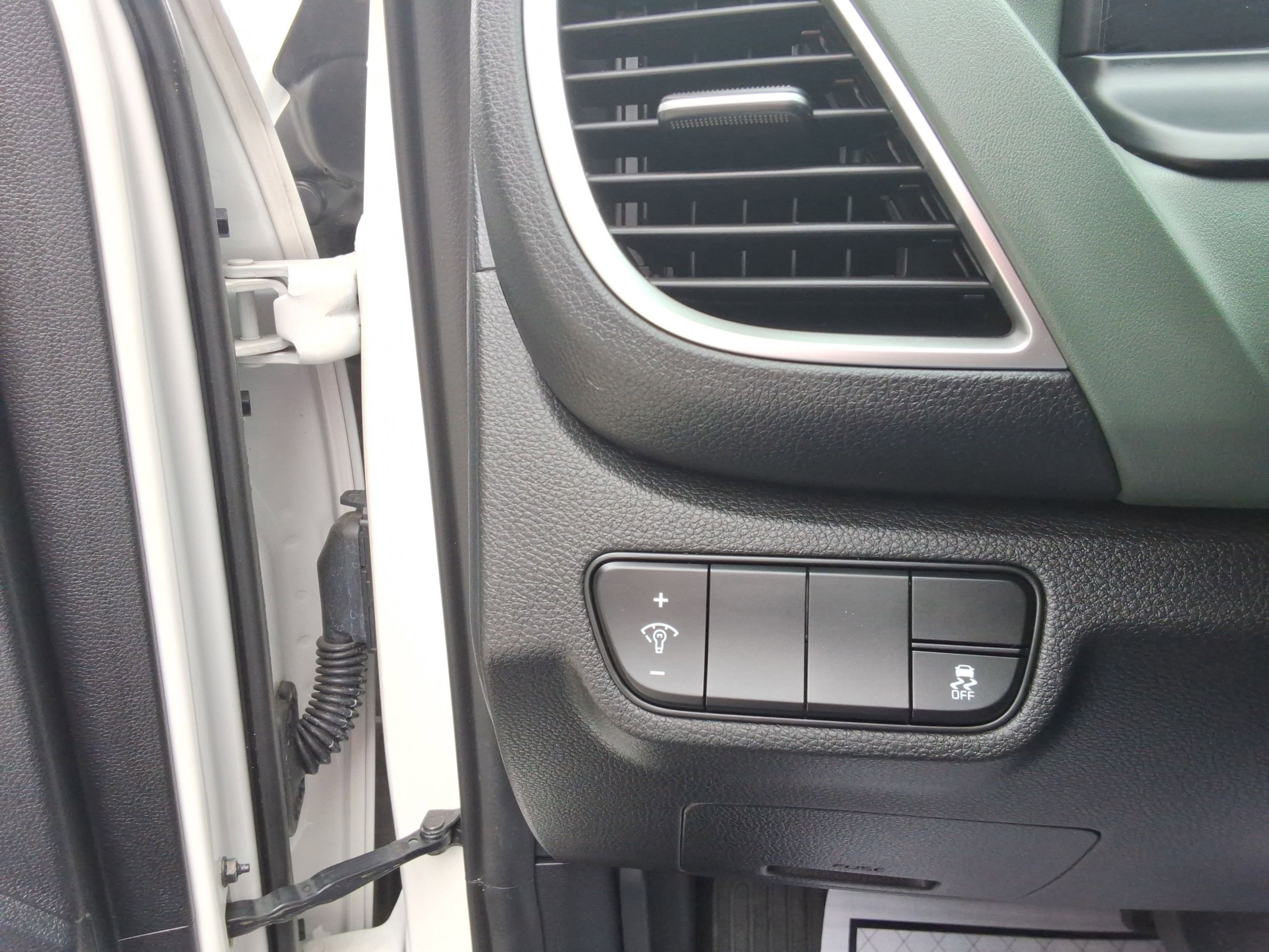 Used 2024 Kia Seltos SX image 22