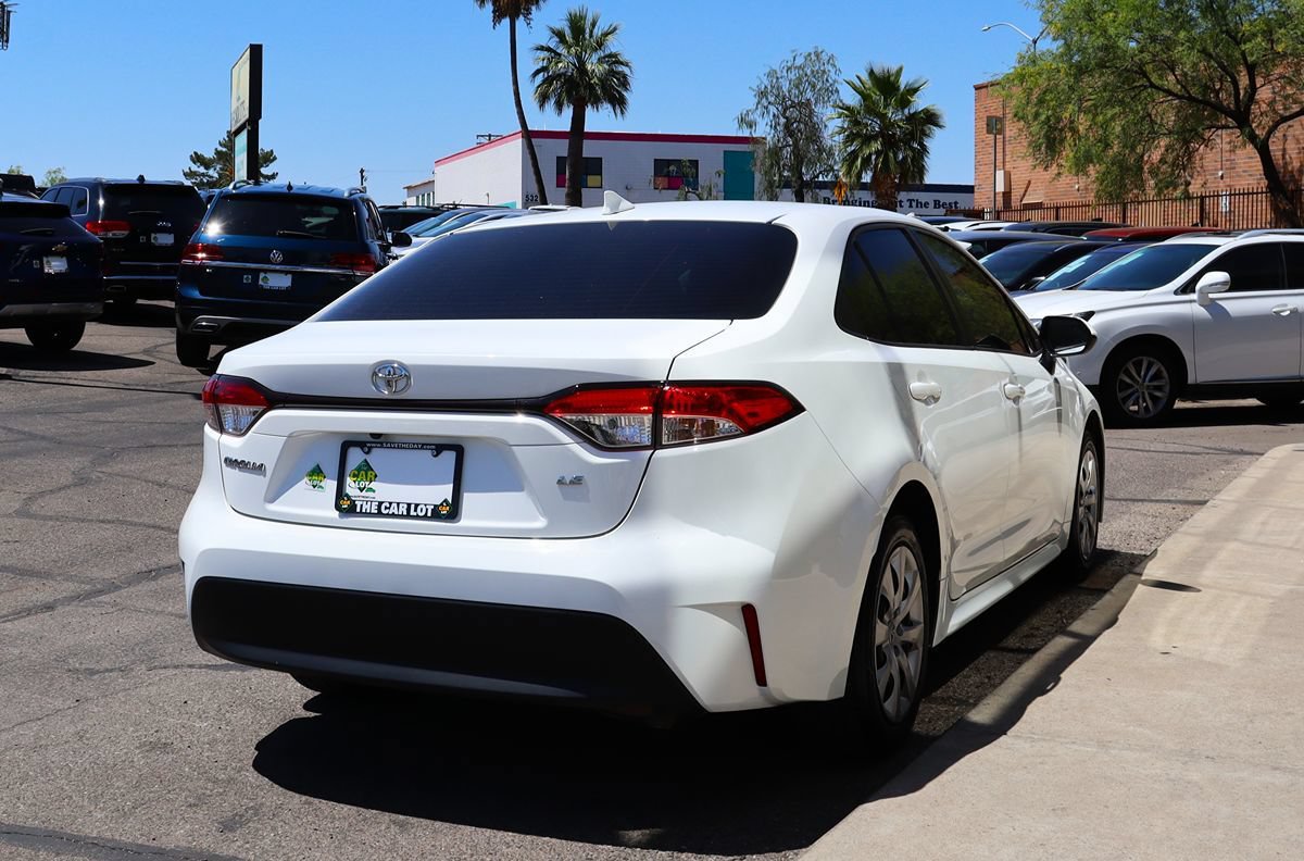 Used 2023 Toyota Corolla LE w/ Carpet Mat Package (TMS) FWD image 13