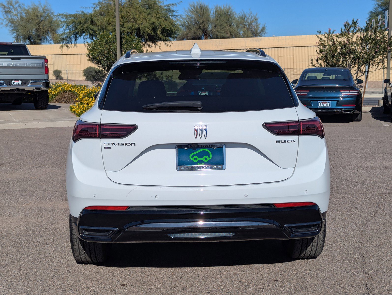 Certified 2025 Buick Envision Sport Touring image 5