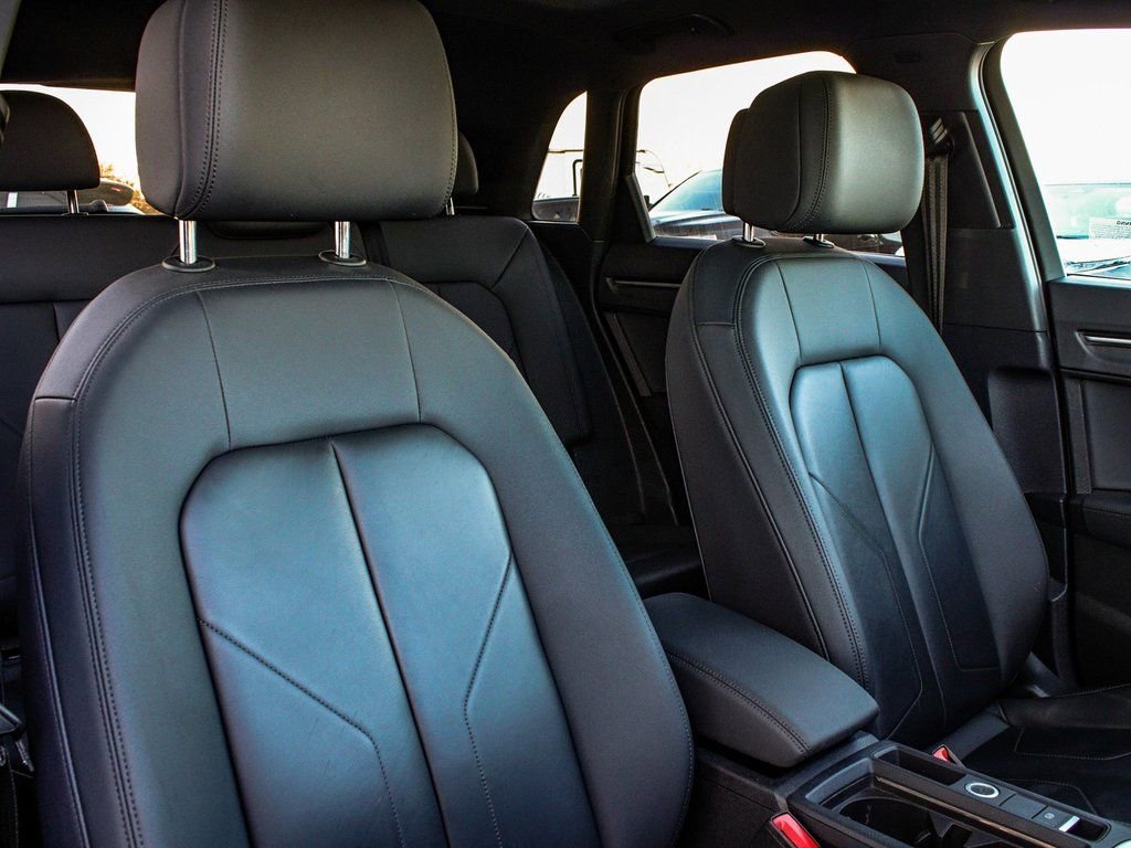 Used 2023 Audi Q3 2.0T Premium image 41