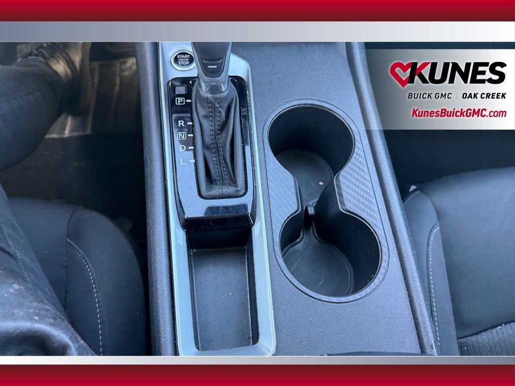 Used 2025 Nissan Altima 2.5 SV image 17