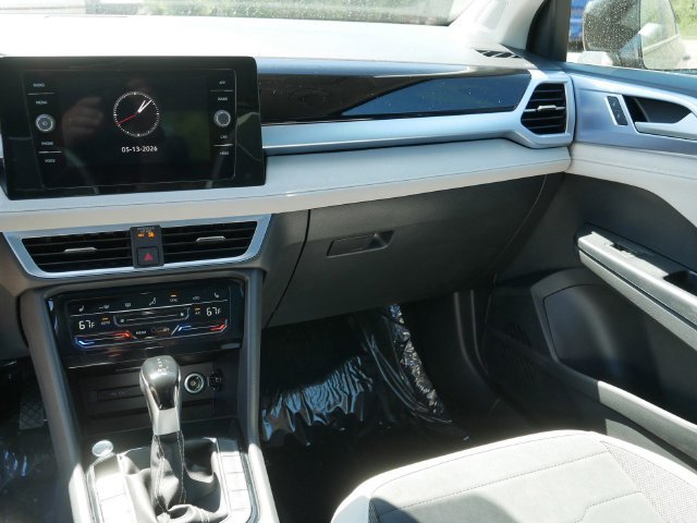 New 2026 Volkswagen Taos SE AWD/4WD image 10