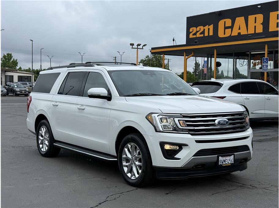 Used 2021 Ford Expedition Max XLT AWD/4WD image 2