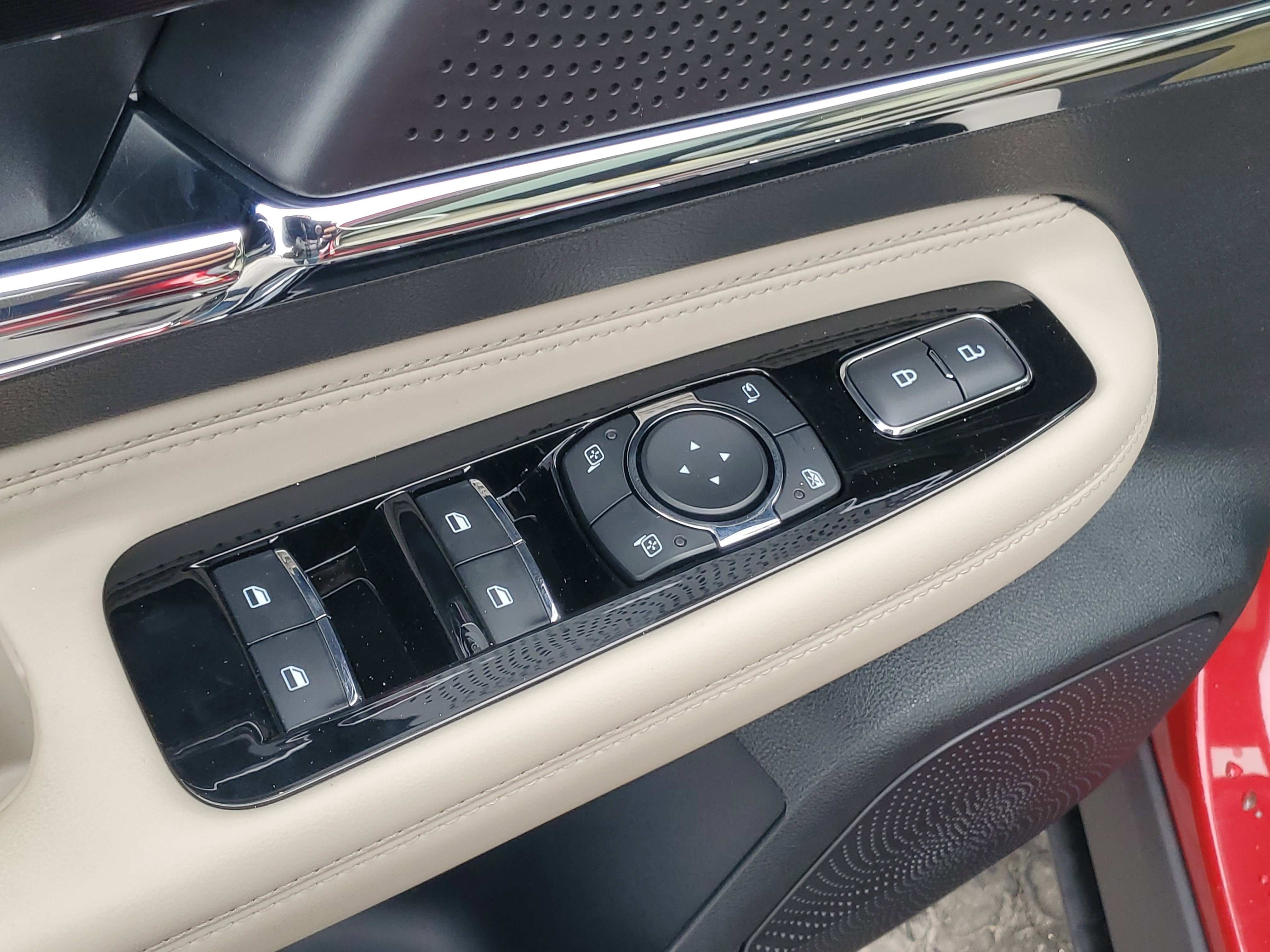 New 2026 Lincoln Corsair Premiere image 10