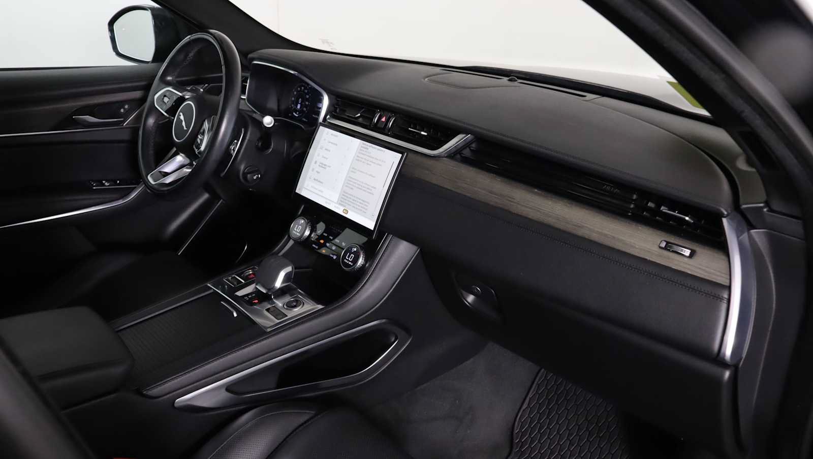 Used 2021 Jaguar F-PACE S AWD/4WD image 6