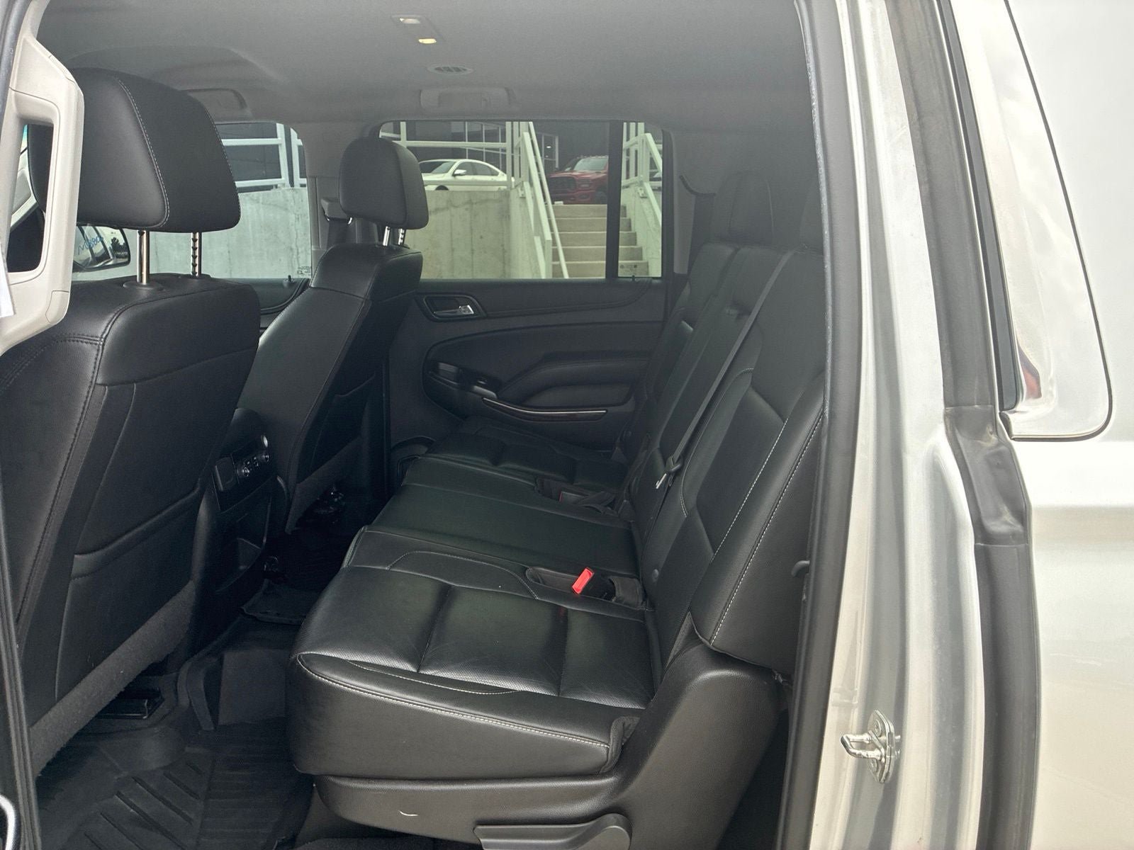 Used 2019 GMC Yukon XL SLT AWD/4WD image 17