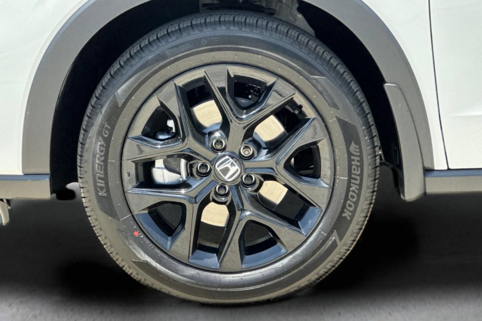 New 2025 Honda HR-V Sport image 28