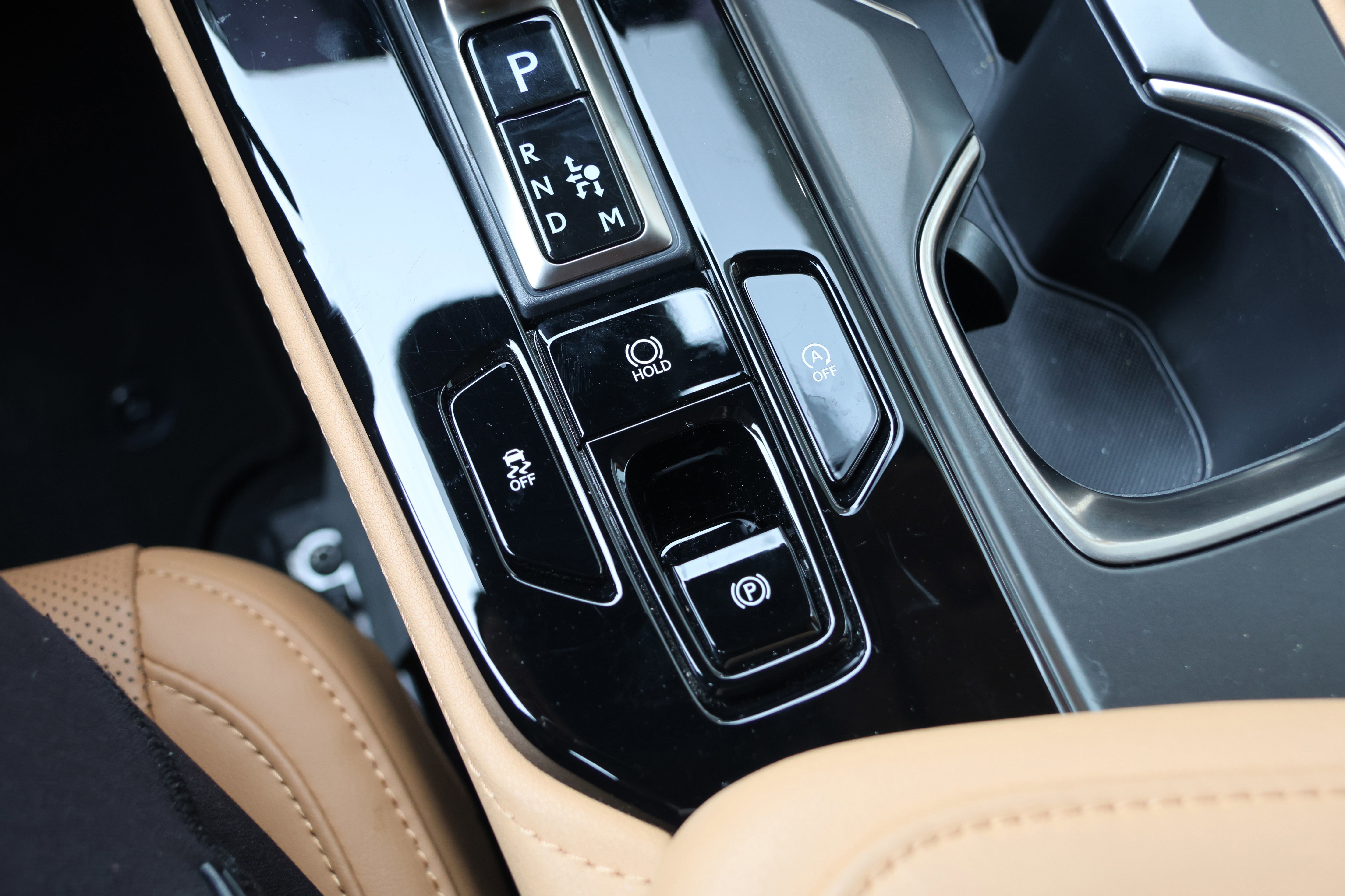 Certified 2025 Lexus NX 250 FWD w/ Cold Area Package image 31