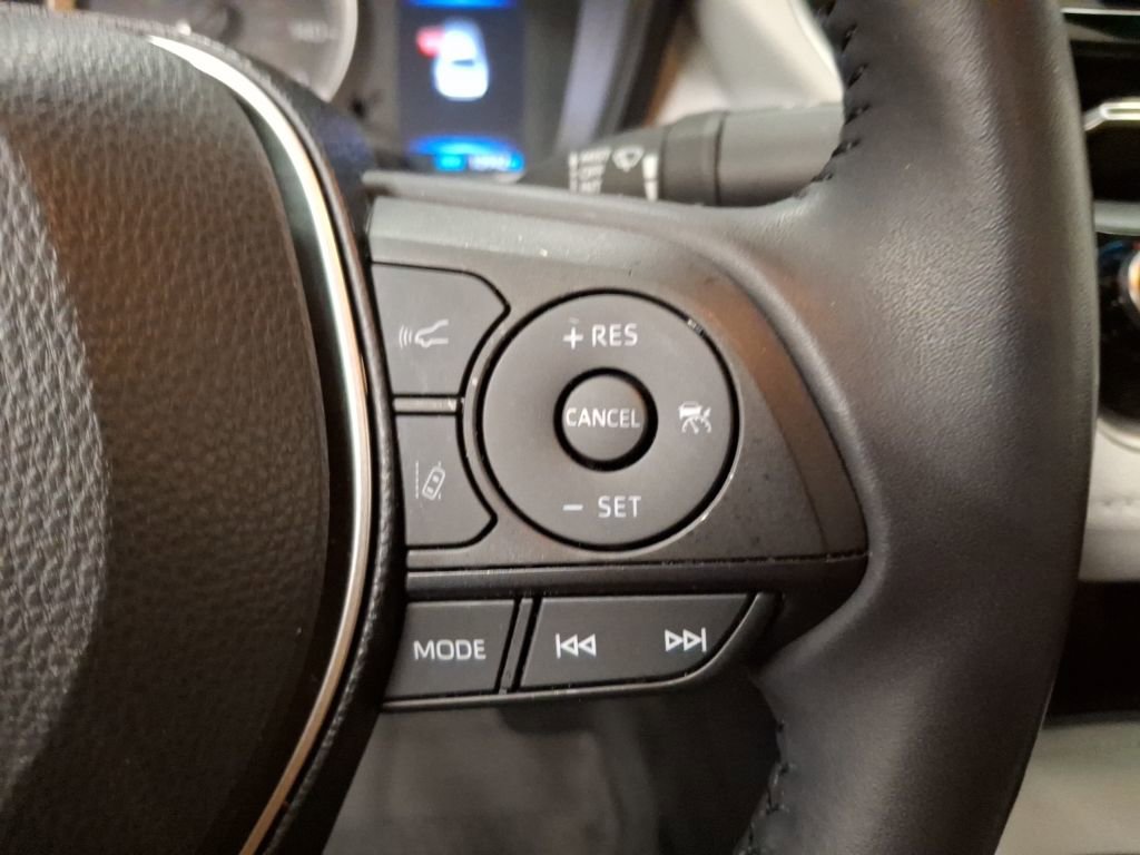 Used 2020 Toyota Corolla SE image 19