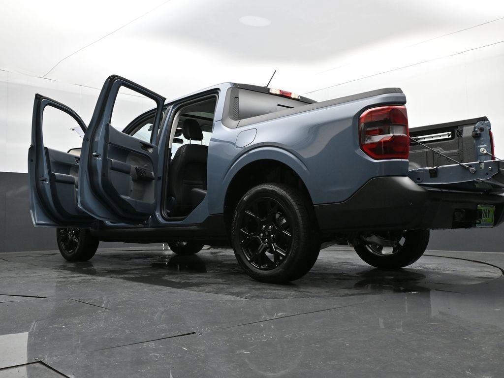 New 2026 Ford Maverick Lariat w/ Black Appearance Package image 42
