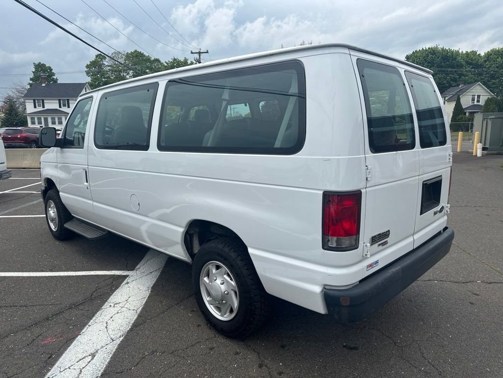 Used 2014 Ford E-350 and Econoline 350 XL w/ Power Windows & Locks Group RWD image 17