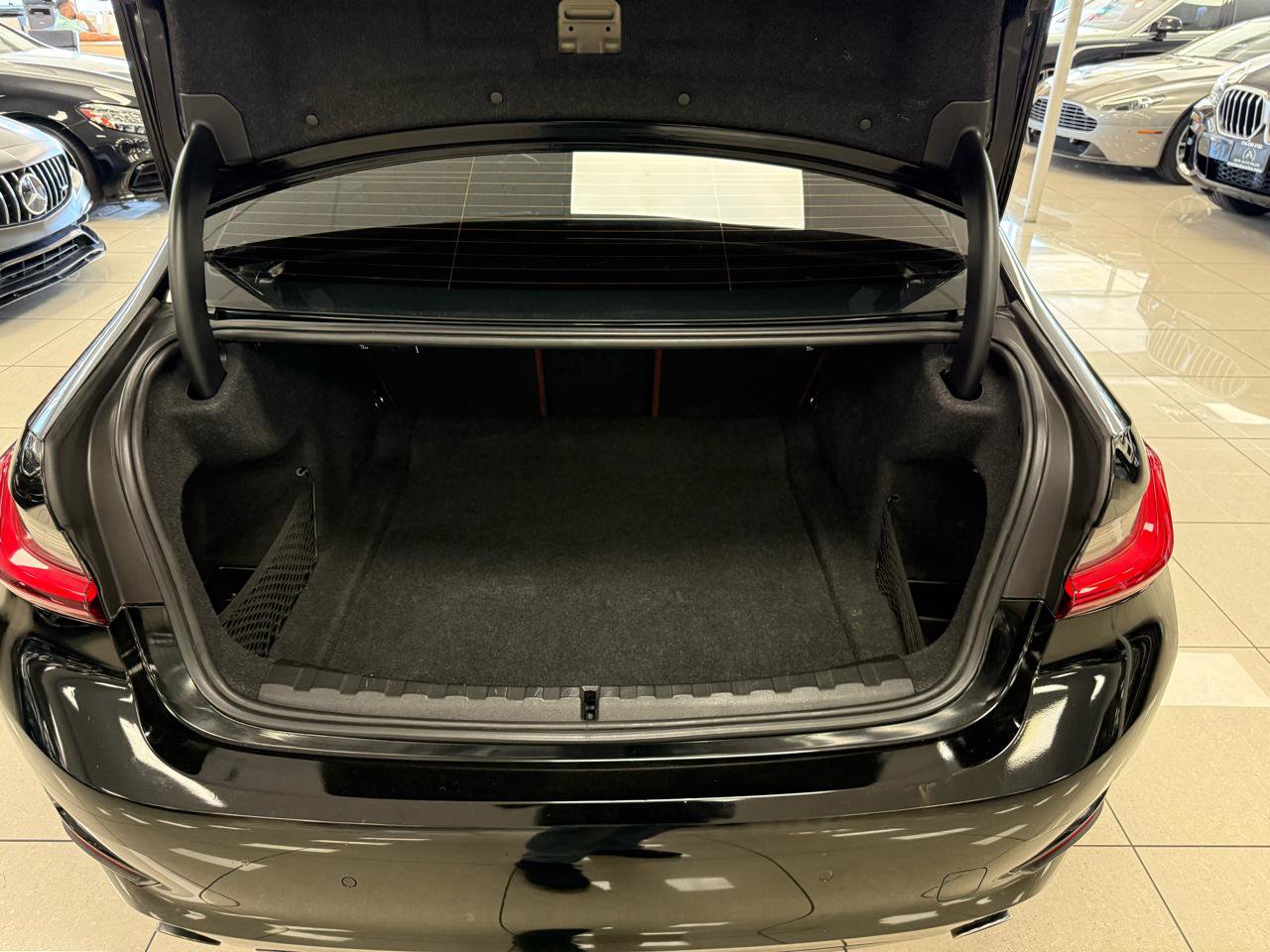 Used 2022 BMW 330i Sedan w/ Driving Assistance Package image 24