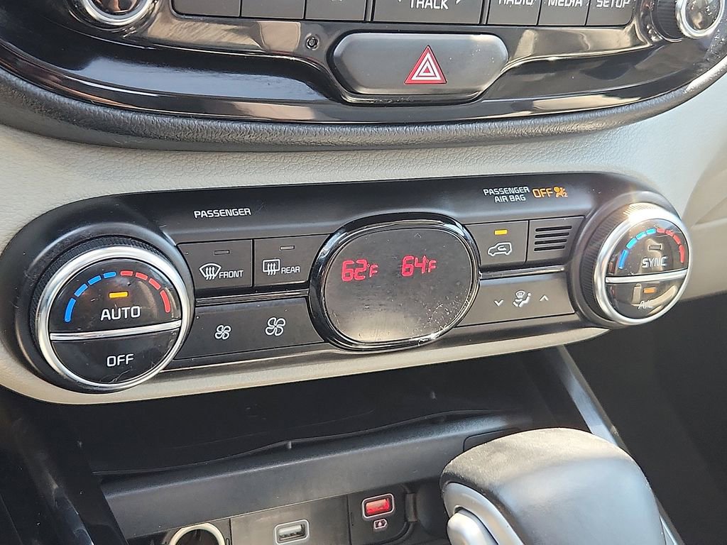 Used 2021 Kia Soul EX FWD image 11